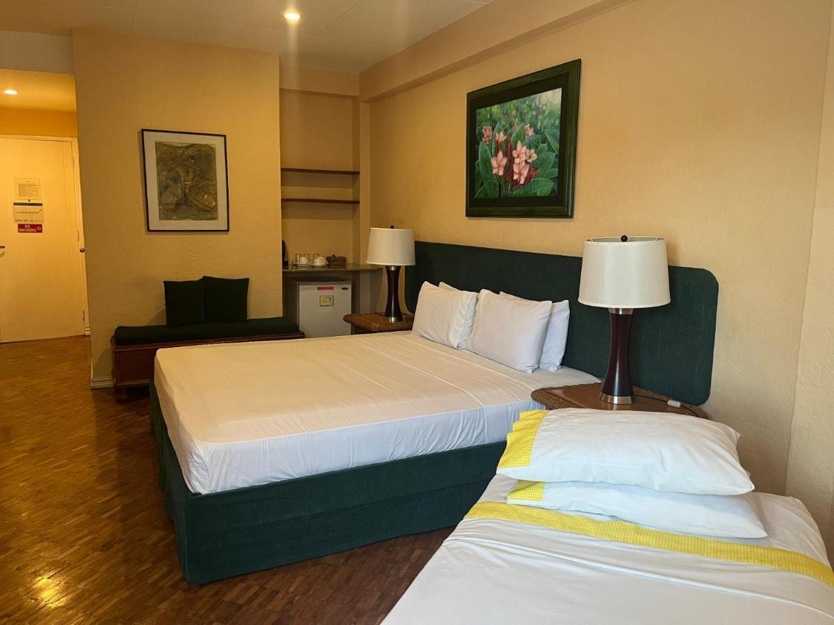 Coco Grande Hotel Dumaguete City Eksteriør bilde