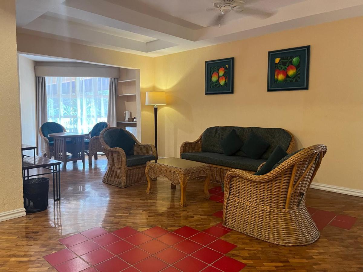 Coco Grande Hotel Dumaguete City Eksteriør bilde